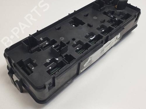 Fuse box LAND ROVER DISCOVERY V (L462) 2.0 Sd4 4x4 | BP39169742E1 - Image 2