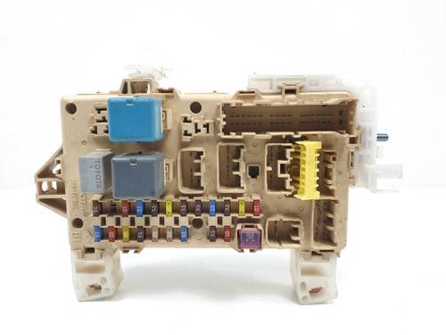 Used Fuse box TOYOTA COROLLA Verso (ZER_, ZZE12_, R1_) 2.0 D-4D (CUR10_, CUR10R) (116 hp) 24947392