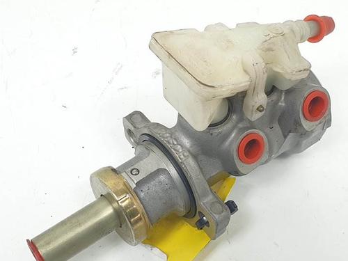 Used Brake master cylinder FORD FOCUS I (DAW, DBW) 1.6 16V (100 hp) 16827752