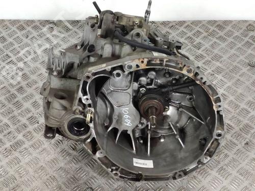 manual-gearbox-renault-megane-ii-saloon-lm01_-20-nd0016-6-velocidades-manual-2003-10956216 main image