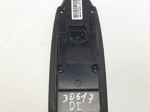 Left front window switch BMW X3 (E83) 2.0 d | BP28065535I27 - Image 4