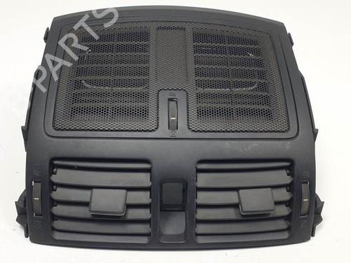 Used Air vent TOYOTA AURIS (_E18_) 1.4 D-4D (NDE180_, NDE180R) (90 hp) 16909243