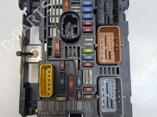 Fuse box CITROËN C5 III (RD_) 1.6 HDi 110 (RD9HZC) | BP39745897E1 - Image 3
