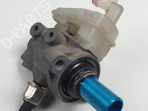 Used Brake master cylinder Brake master cylinder NISSAN MURANO I (Z50) 3.5 (234 hp) 27978022 27978022