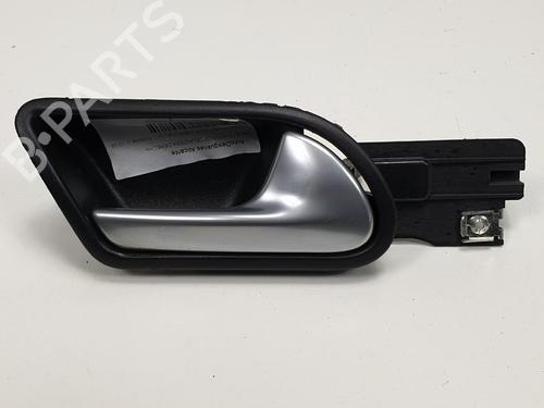 Used Front right interior door handle VW GOLF V (1K1) 2.0 TDI (140 hp) 6847857