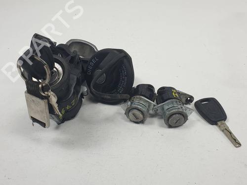 Used Electronic module Electronic module FIAT DOBLO Cargo (263_) 1.3 D Multijet (90 hp) 36594817 36594817