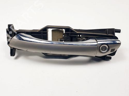 Front left exterior door handle MERCEDES-BENZ CLK (C209) CLK 320 (209.365) (218 hp) 17544889