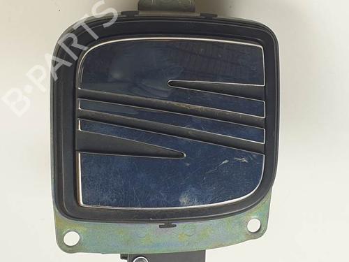 Trunk håndtak SEAT IBIZA III (6L1) 1.9 SDI (64 hp) 28066081