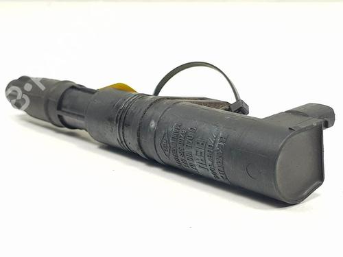 Used Ignition coil Ignition coil RENAULT SCÉNIC II (JM0/1_) 1.4 (JM0B, JM0H, JM1A) (98 hp) 15136713 15136713