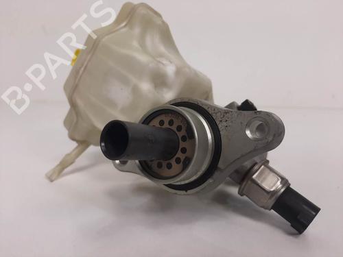 Used Brake master cylinder Brake master cylinder PORSCHE CAYENNE (9PA) S 4.5 (340 hp) 6850071 6850071
