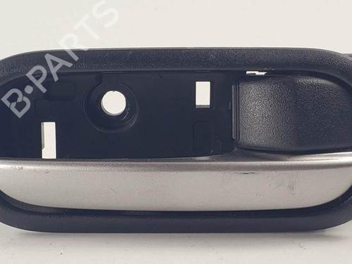 Used Rear right interior door handle Rear right interior door handle 18335197 18335197