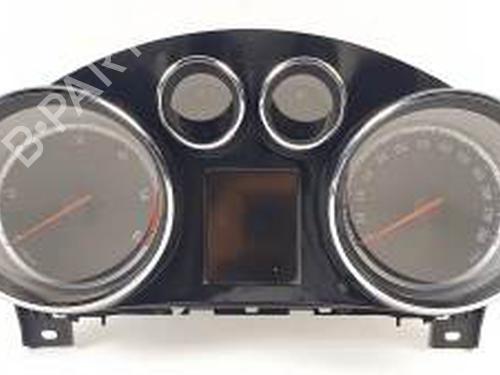 Used Instrument cluster OPEL INSIGNIA A (G09) 2.0 CDTI (68) (131 hp) 25403580