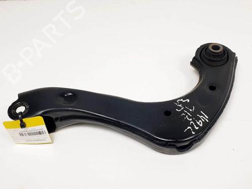 Used Left rear suspension arm TOYOTA COROLLA Hatchback (_E21_, _EA1_, _EH1_) 1.8 Hybrid (ZWE211) (98 hp) 25403906