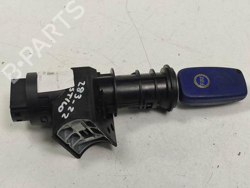 Used Electronic module Electronic module FIAT STILO Multi Wagon (192_) 1.9 JTD (115 hp) 13955013 13955013