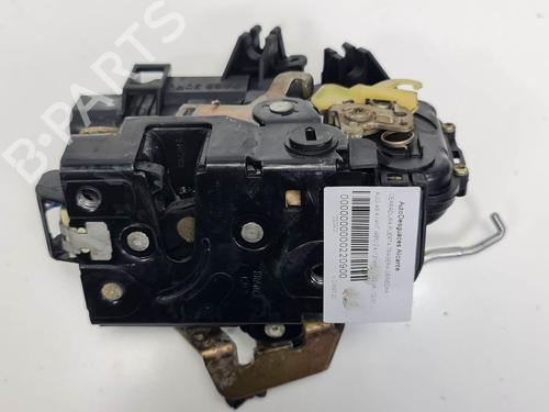 Højre bagtil lås Højre bagtil lås AUDI A6 C5 (4B2, 4B4) 2.4 (165 hp) 6856330 6856330
