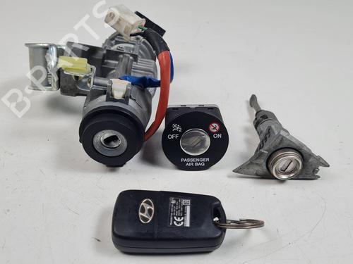 Used Electronic module Electronic module HYUNDAI i30 Estate (GD) 1.6 CRDi (110 hp) 29581702 29581702