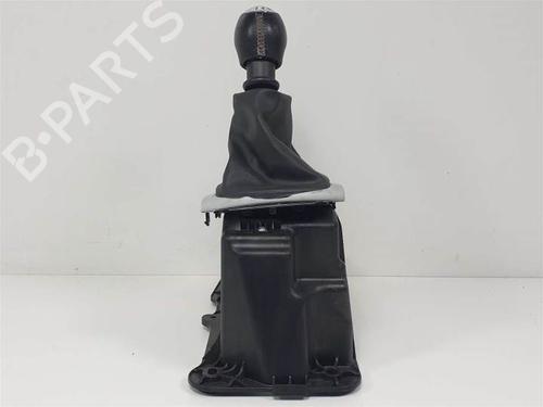 Gear lever RENAULT MEGANE III Hatchback (BZ0/1_, B3_) 1.5 dCi (BZ09, BZ0D, BZ1W, BZ29, BZ14) | BP10933318M90 