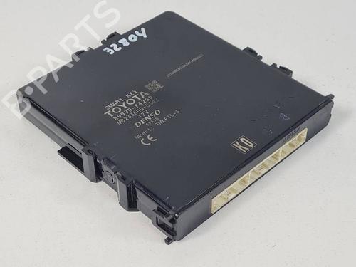 electronic-module-toyota-c-hr-_x1_-2016-34515344 main image