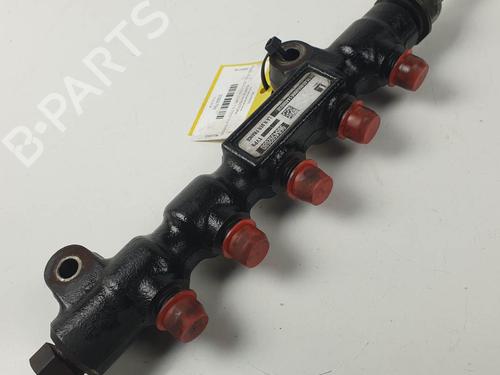 injection-rail-ford-focus-c-max-dm2-2003-2004-2005-2006-2007-26030245 main image