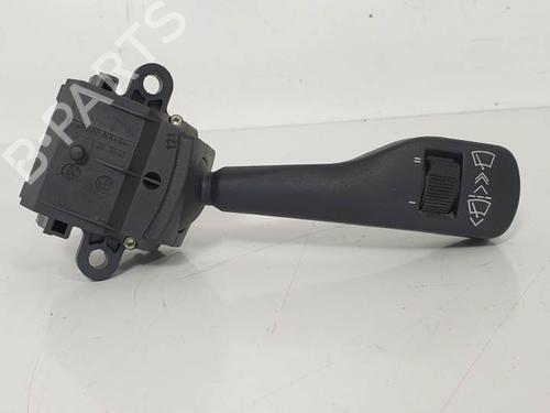 Used Steering column stalk BMW 3 (E46) 318 i (118 hp) 6859765