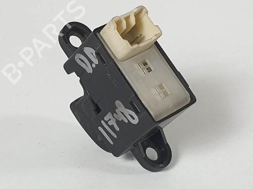 Right front window switch HYUNDAI ATOS (MX) 1.0 i | BP13360697I26 