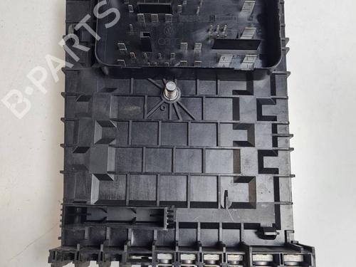 Fuse box SEAT ALTEA (5P1) 1.6 TDI | BP37087581E1 - Image 3