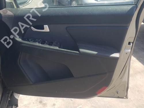 Engine control unit (ECU) KIA SPORTAGE III (SL) 2.0 CRDi AWD | BP28106456M57 