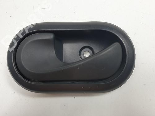 Used Front left interior door handle Front left interior door handle DACIA SANDERO 1.2 16V (75 hp) 9539021 9539021