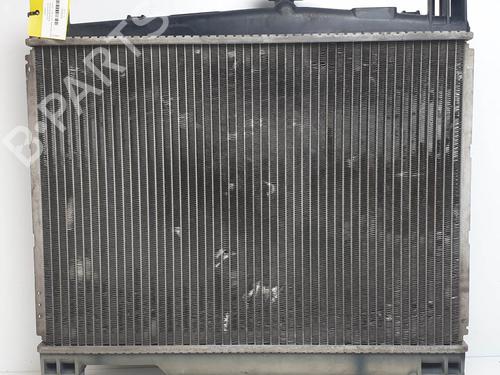 Used Water radiator Water radiator TOYOTA YARIS (_P1_) 1.3 (SCP12_, SCP13_, SCP12R, SCP13R) (87 hp) 40174758 40174758