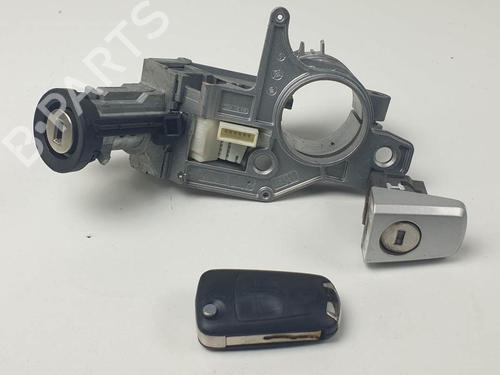 Used Electronic module Electronic module OPEL ZAFIRA / ZAFIRA FAMILY B (A05) 1.7 CDTI (M75) (110 hp) 24933213 24933213