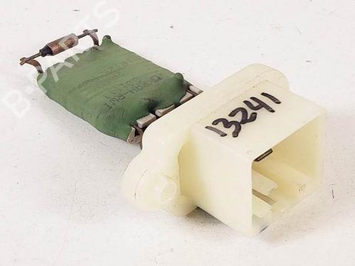 Used Heater resistor FORD FIESTA VI (CB1, CCN) 1.4 TDCi (70 hp) 17464369