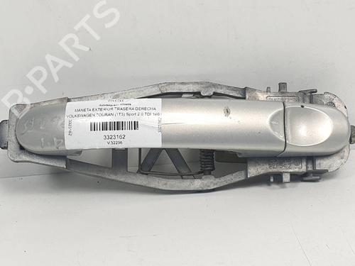 Used Rear right exterior door handle Rear right exterior door handle VW TOURAN (1T3) 2.0 TDI (140 hp) 34512369 34512369