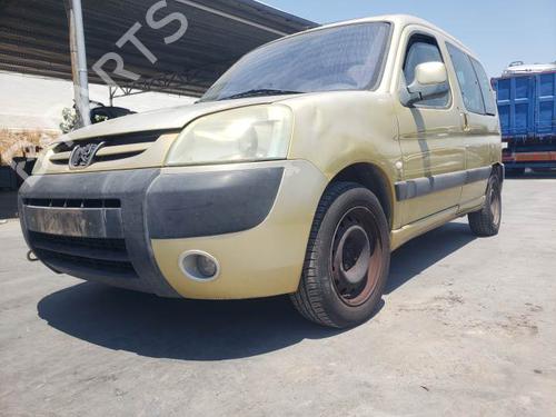 Pièces Détachées Usagées PEUGEOT PARTNER MPV (5_, G_) 2.0 HDI (90 hp) 3020875
