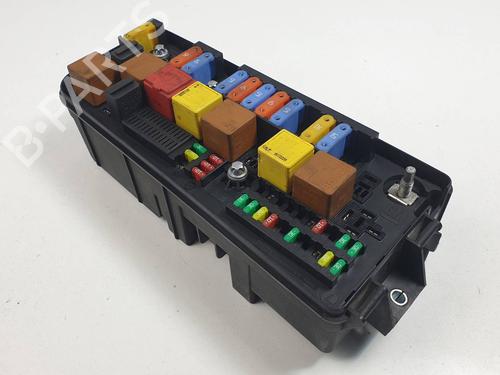 fuse-box-saab-9-3-ys3f-e79-d79-d75-2002-2003-2004-2005-2006-2007-2008-2009-2010-2011-2012-2013-2014-2015-39916980 main image