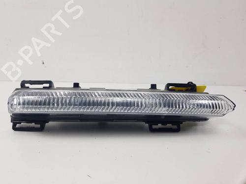 Clignotant avant droit Clignotant avant droit MERCEDES-BENZ B-CLASS Sports Tourer (W246, W242) B 200 CDI (246.201) (136 hp) 35942287 35942287