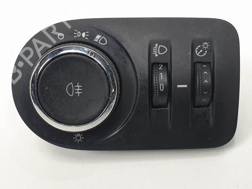 Used Headlight switch Headlight switch OPEL CORSA D (S07) [2006-2015] 6847272 6847272