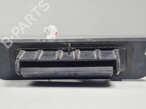 Used Tailgate handle MITSUBISHI GRANDIS (NA_W) 2.0 DI-D (NA8W) (136 hp) 29820362