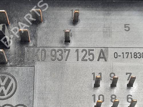 Fuse box SEAT LEON (1P1) 1.9 TDI | BP37257814E1 - Image 4