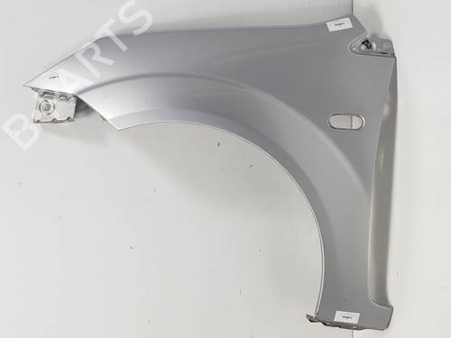 Used Left front fenders FORD FIESTA V (JH_, JD_) 1.4 TDCi (68 hp) 24931275