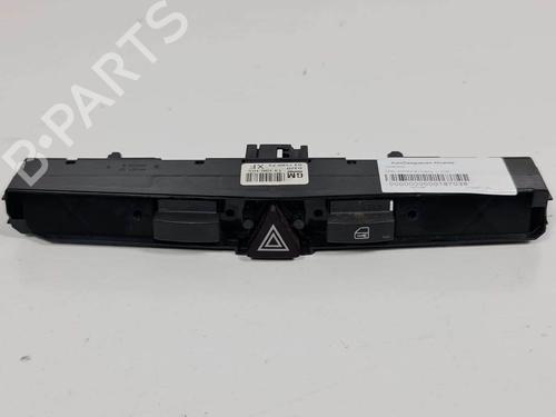Advarselsbryter Advarselsbryter OPEL ZAFIRA / ZAFIRA FAMILY B (A05) 1.6 (M75) (105 hp) 6851184 6851184