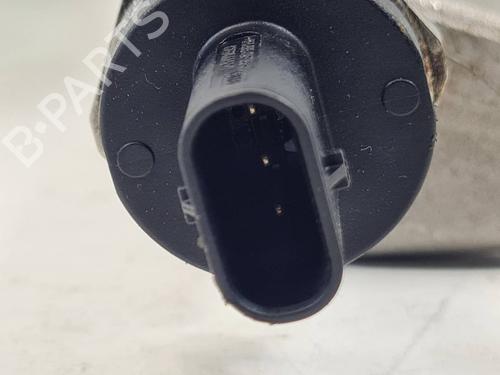 Injection rail BMW 1 (F20) M 140 i | BP37682271M98 - Image 2