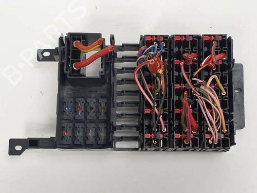 Used Fuse box MERCEDES-BENZ CLK (C208) CLK 320 (208.365) (218 hp) 6846614