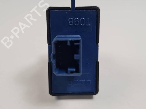 Right front window switch FIAT QUBO (225_) 1.3 D Multijet (225CXB1A, 225AXB1A, 225CXB11, 225AXB11,... | BP38083400I26 - Image 2