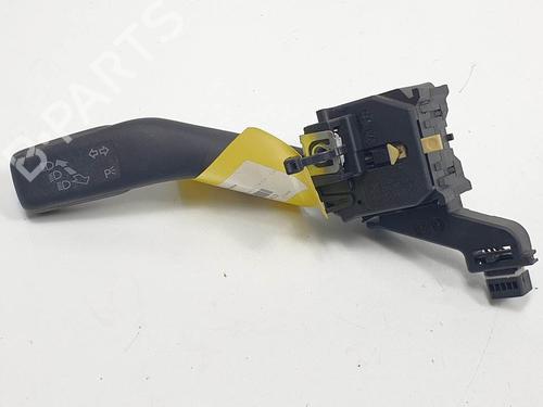 Used Headlight switch Headlight switch VW GOLF V (1K1) 1.9 TDI (105 hp) 12365372 12365372
