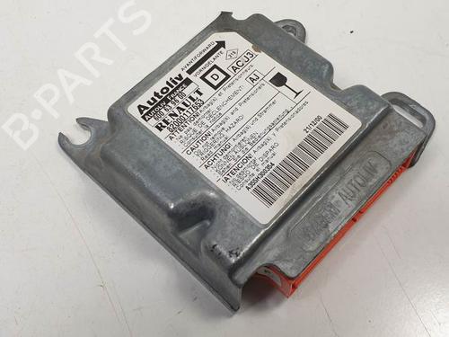 Airbag styreenhed RENAULT MEGANE I Coach (DA0/1_) 1.4 16V (DA0D, DA1H, DA0W, DA10) (95 hp) 10049519
