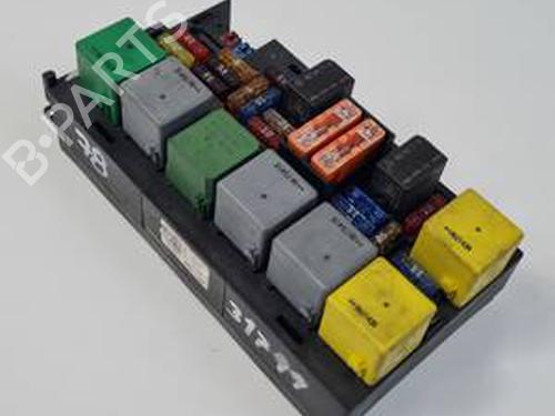 Used Fuse box MERCEDES-BENZ M-CLASS (W164) ML 320 CDI 4-matic (164.122) (224 hp) 30525194