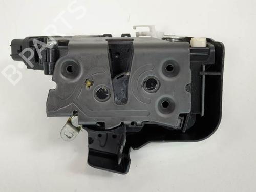 Used Rear right lock VOLVO XC60 I SUV (156) 2.4 D (175 hp) 6861542