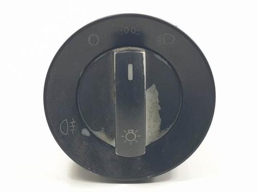 Used Headlight switch VW POLO (9N_, 9A_) 1.4 TDI (70 hp) 12367859