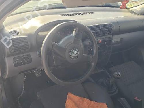 Left front fog light SEAT LEON (1M1) 1.6 16 V | BP29172613C30 
