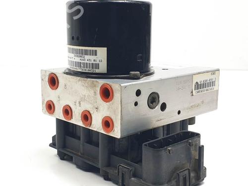 Used ABS pump ABS pump MERCEDES-BENZ M-CLASS (W163) ML 230 (163.136) (150 hp) 24934668 24934668